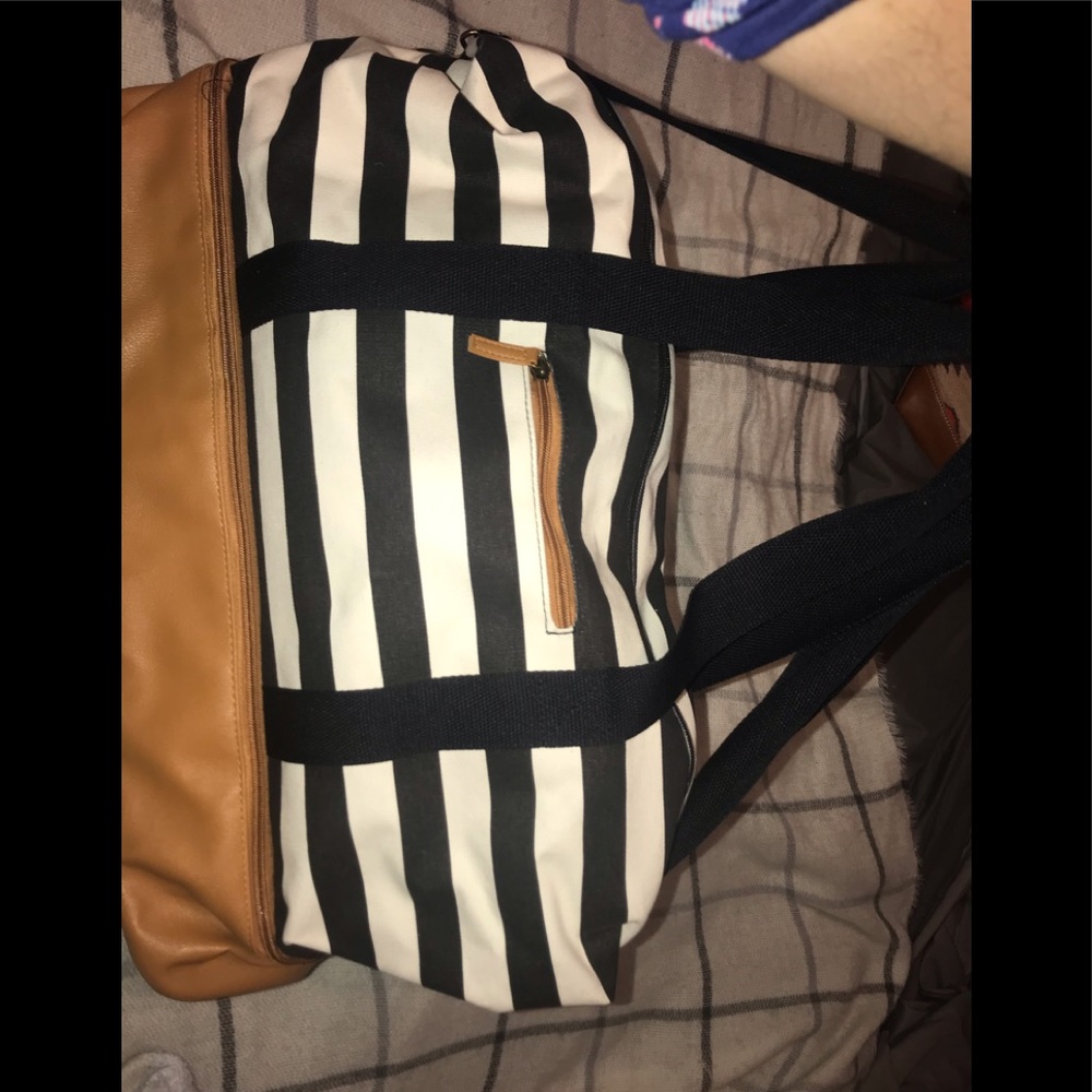 DSW weekender bag